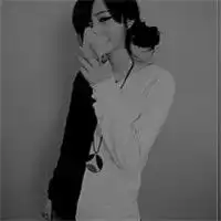 求姐妹头像,要黑白系的伤感的不带字的,两张一对越多越好
