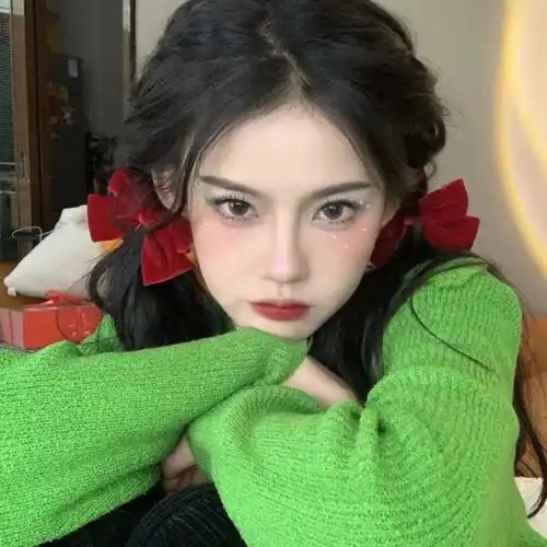 招桃花ins风小众温柔气质女生头像六
