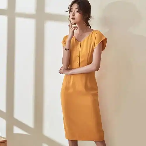 黄色连衣裙,缔造品味气质女人
