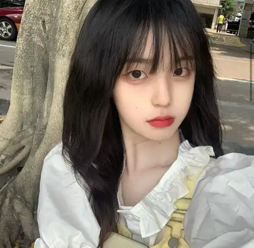 很难不爱的韩系风格温柔女头
