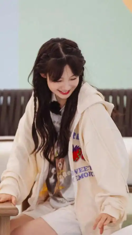 甜美爱笑女孩徐梦洁壁纸合集

