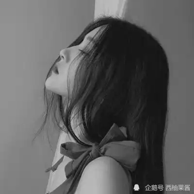 身边满是烦心事,怎么就没有一个人同情一下悲伤的瓶子呢
