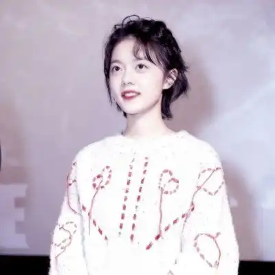 短发女头像高冷霸气有气质短发女头像最潮
