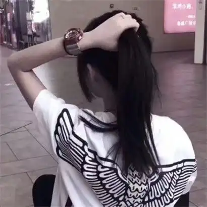 qq伤感女生头像,丢失了一抹清冷
