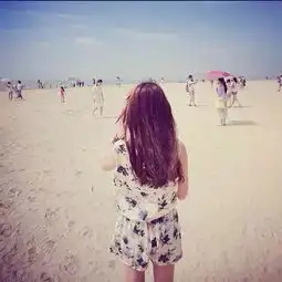 女生头像若你决定灿烂
