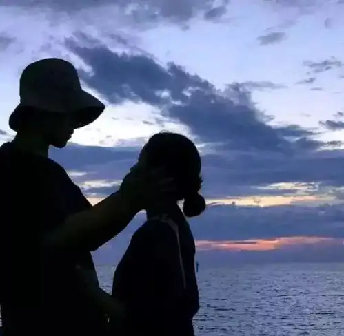 头像壁纸我不愿和你有一秒遗憾
