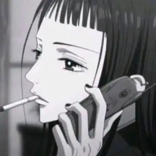 丧系女头山茶花的红终究抵不过大海深处的群青
