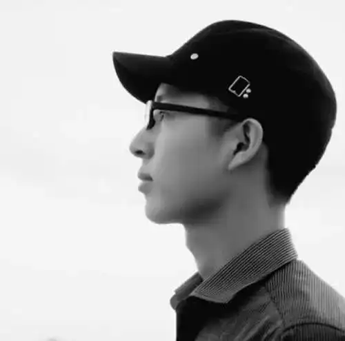 抖音上那个迷倒万千少女的禁欲系和尚,现实中是这样子
