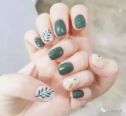 夏日为你的甲床防晒
