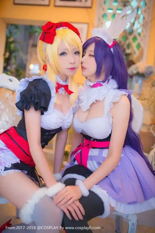 性感女仆装cosplay萝莉二次元黑丝白丝的结合体
