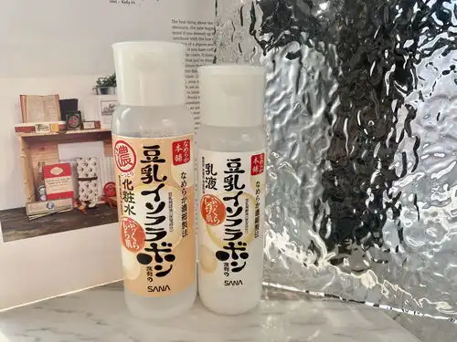 给大油皮男生推荐一套平价系统护肤产品吧,,,
