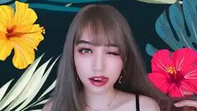 轻柔小恶魔快速妆容教程尝试新眼影画法softvampyquickietutorial
