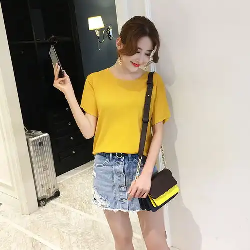 清新可人的淑女范t恤,这样穿青春气息自然而来
