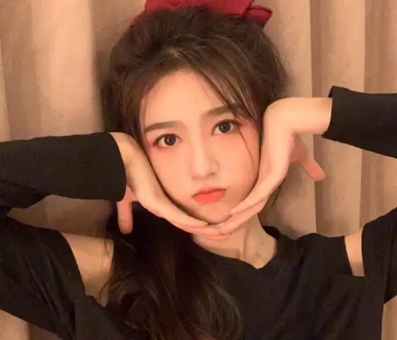 男生在打游戏时,还这样回你消息,你铁定是他媳妇
