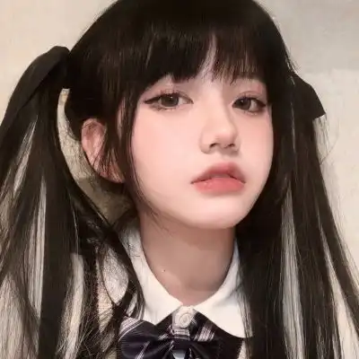 记得向前看别烂在过去和梦里小乐女生头像
