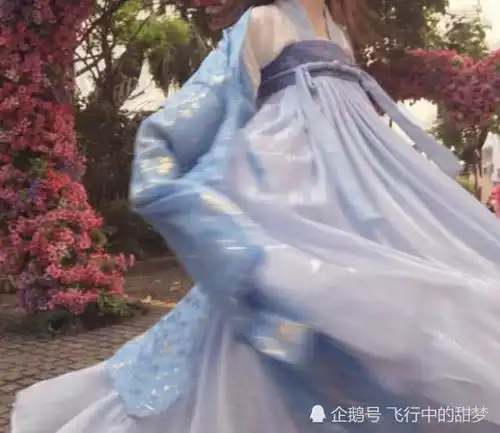 玩家请注意你的头像将过期,请迅速换上吃鸡情头来继续游戏
