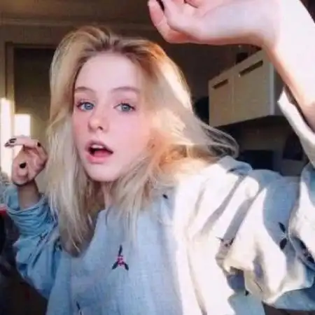 女生清新唯美旳头像,温柔长发的美女
