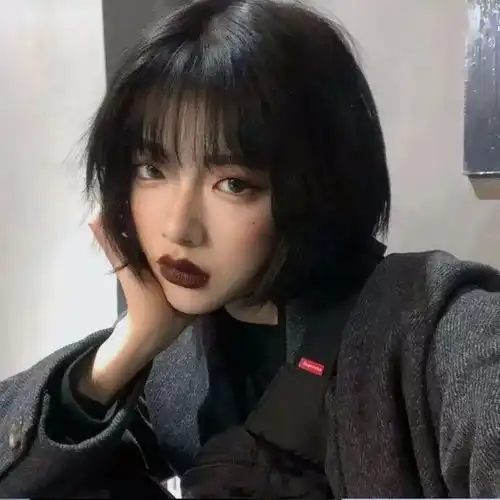 头像何必拿尊严去挽留一个变了心的人
