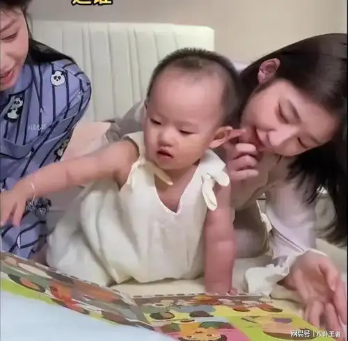 王思聪认女黄一鸣喜搬新房,300万抚养费笑而不语,闪闪有爹疼
