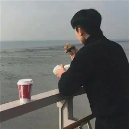阳光清新男生头像,一定做心怀善意的人

