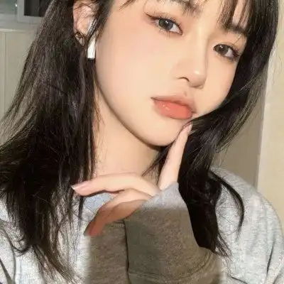 精选优质温柔小众好看女生头像10
