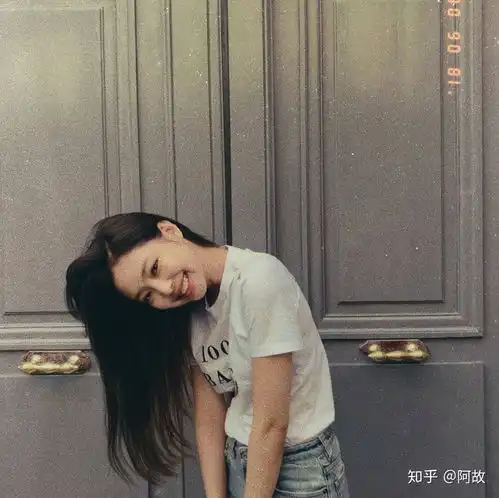 怎么评价blackpink成员jennie的颜
