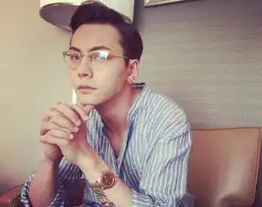 周冬雨迪丽热巴都有这个缺陷
