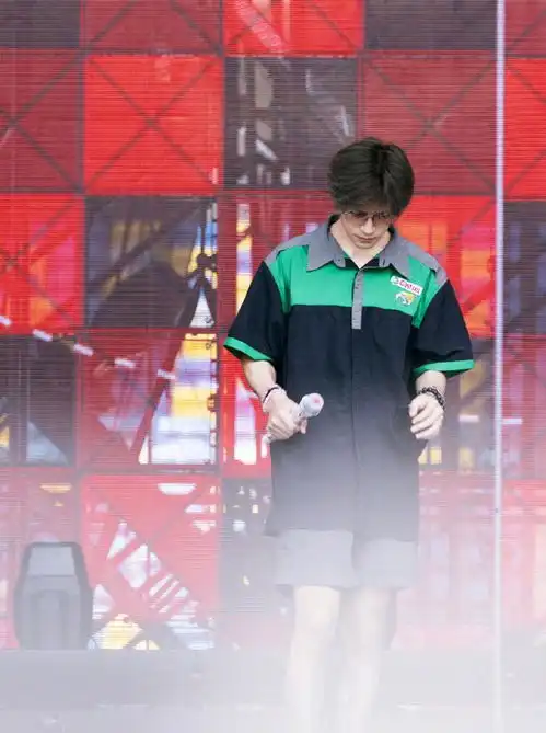 tfboys十年灯牌大战看内场各家都说自己赢了,实际上平分秋色
