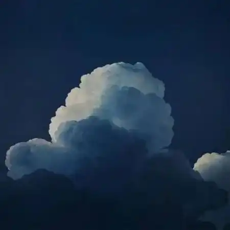 好看ins唯美云朵微信头像图片
