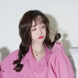 粉色系列少女心小姐姐头像
