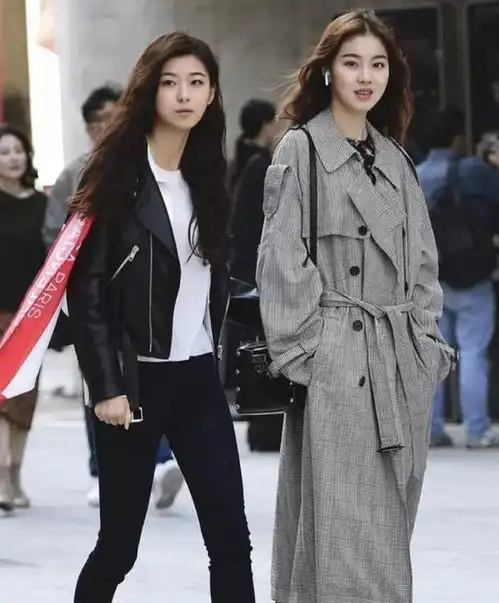 来至路人大神的潮流穿搭,慢慢的高级感让你这个秋冬穿搭不用愁
