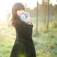 qqn头像女生带字很熟悉的韩系漂亮女生头像是天真或勇敢时间会说明
