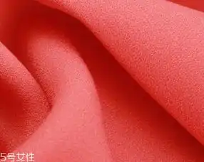 雪纺面料有弹性吗要看雪纺的种类
