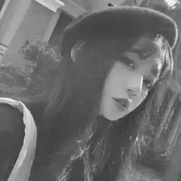 黑白女头像伤感高冷丧黑白系超酷女头
