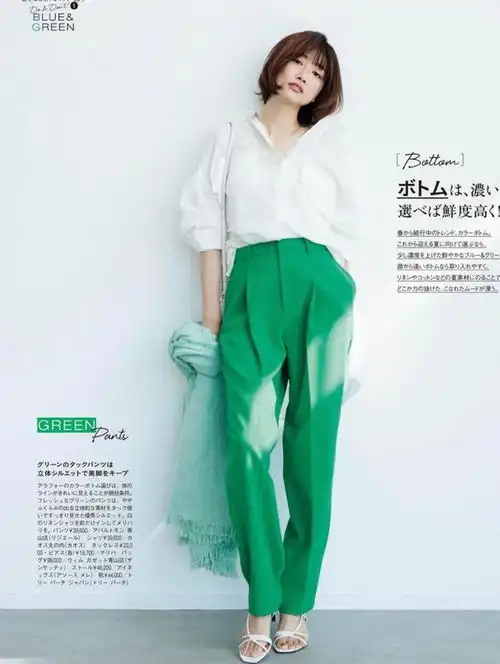 建议皮肤偏黑的中年女人,多穿这5种安全色,减龄显白提气质
