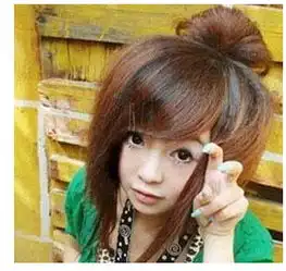 90后小个子女生发型造型图片
