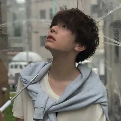 这些肉麻话男人很喜欢听,特别是到了中年,女人要学会说
