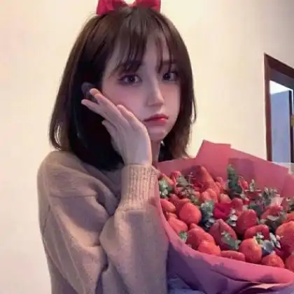 红色女生头像,穿红上衣的美女头像标准美女
