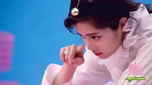兰西雅何洛洛萌翻全场,自古蓝粉少女心,欧阳娜娜陈飞宇太梦幻了
