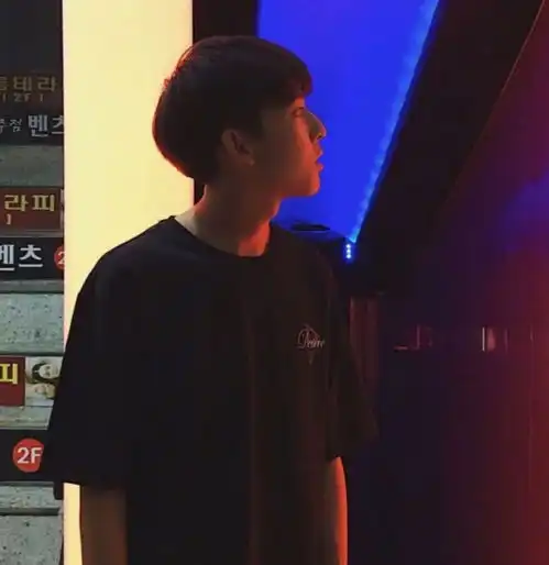 如今遇上的人都是心里有过别人的人禁欲系男头

