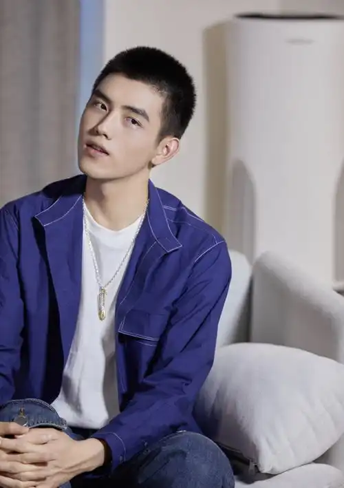 陈凯歌新作演员阵容曝光,网友这么明显的捧儿子吗
