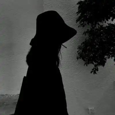 黑色系优质女头
