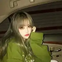 头发绿色头像绿色头发女生头像真人
