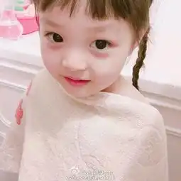脸肉肉,什么发型hold不住
