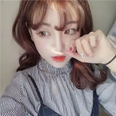 最潮最火2018韩系女生可爱头像原来这个世界没有童话只有谎话
