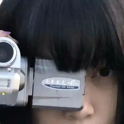 雾可禁欲意境风格独特女生头像
