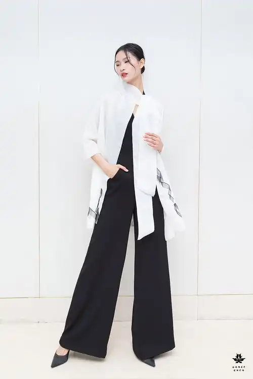 如果度假旅行只能带一套衣服
