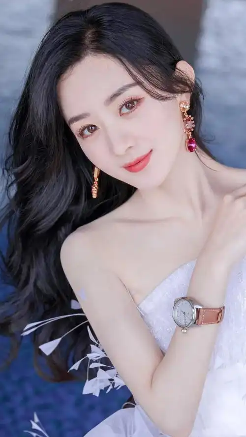 成熟的女人赵丽颖,真有女人味
