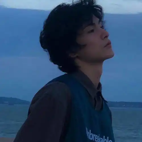 个性男女生微信头像
