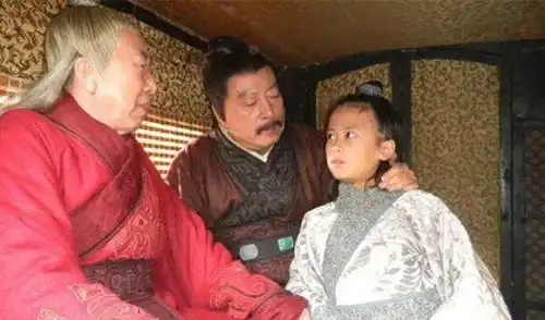 三国诸侯系列之二少年曹操有个举动,骗了父亲一辈子
